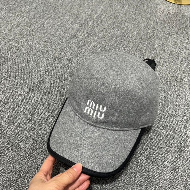 Fashion Embroidery Winter Unisex Baseball Caps