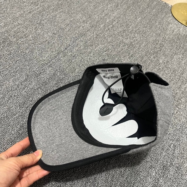 Fashion Embroidery Winter Unisex Baseball Caps