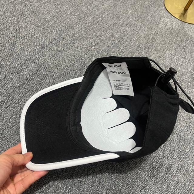 Fashion Embroidery Winter Unisex Baseball Caps