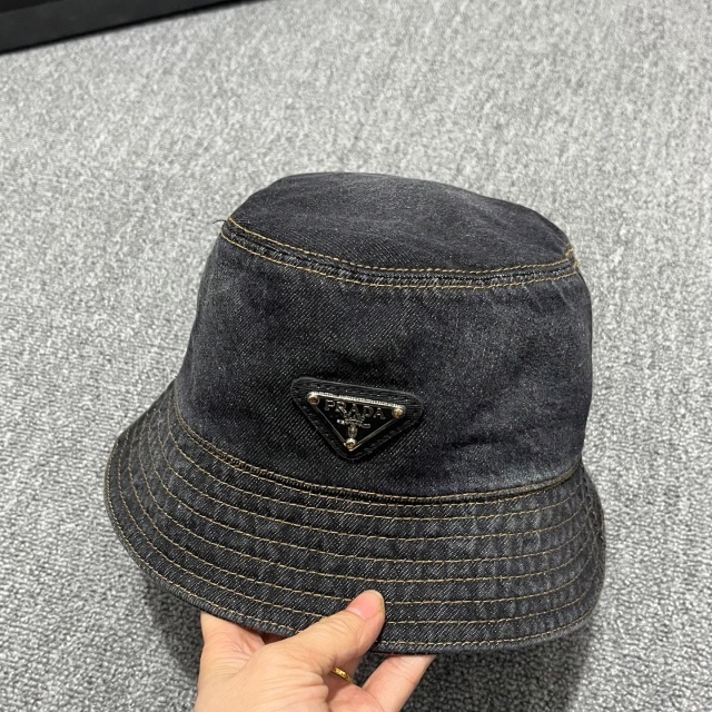 Fashion Metal Logo Denim Bucket Hats