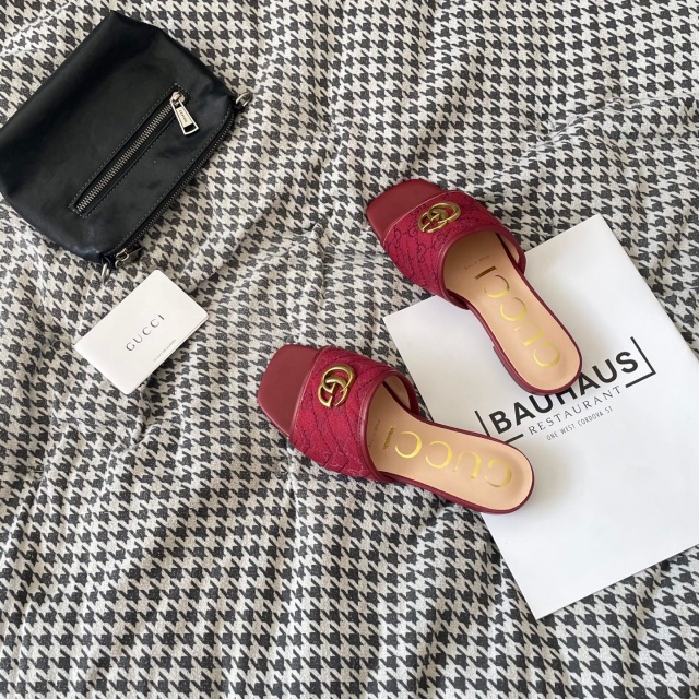 Fashion Metal Logo Women Flat Slides