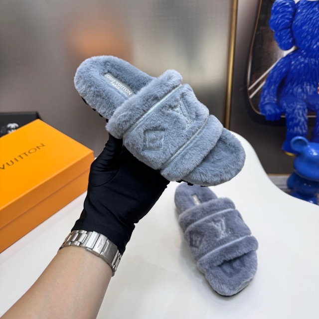 Luxury Fashion Design Winter Furry Slides
