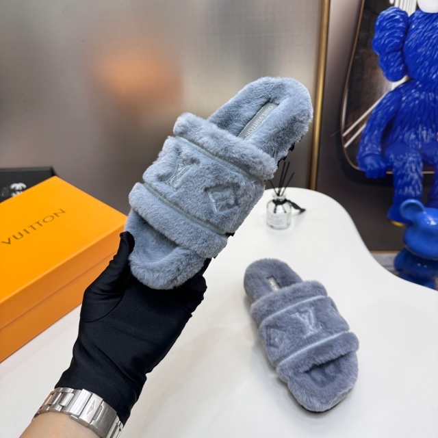 Luxury Fashion Design Winter Furry Slides