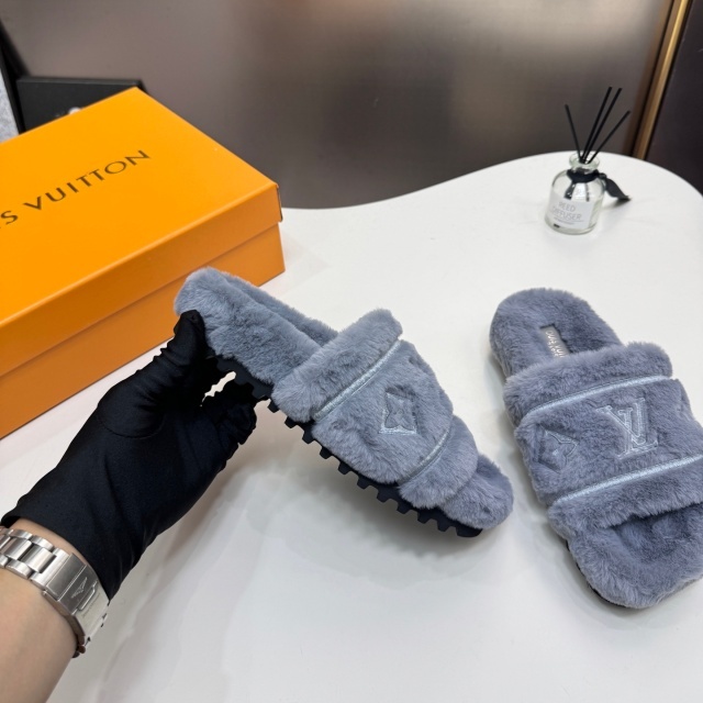 Luxury Fashion Design Winter Furry Slides