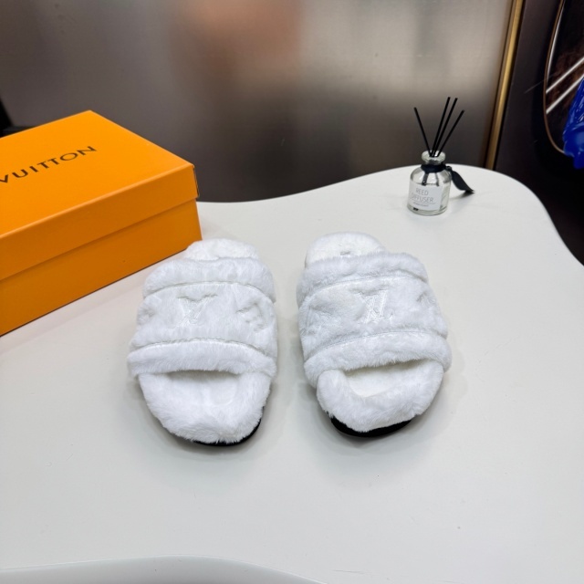 Luxury Fashion Design Winter Furry Slides
