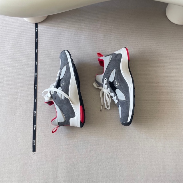 Luxury Fashion Lace-Up Men Sneakers