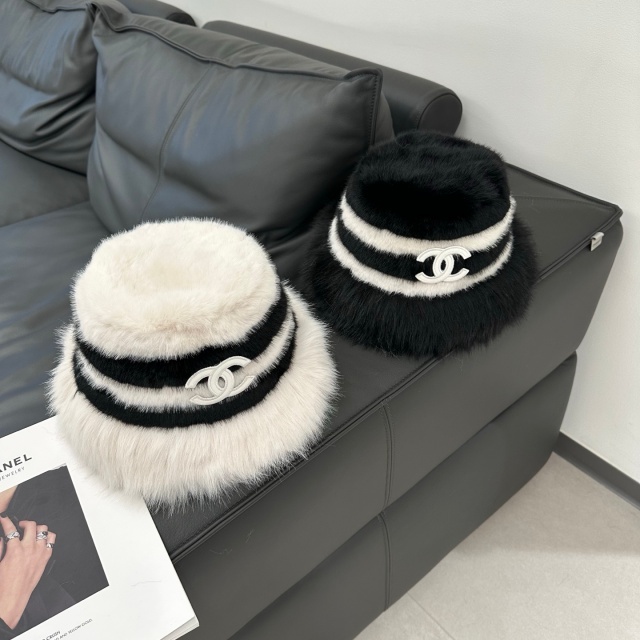 Winter Fashion Color Block Faux Fur Bucket Hats