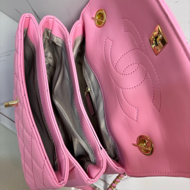 Fashion Metal Logo Leather Messenger Bags