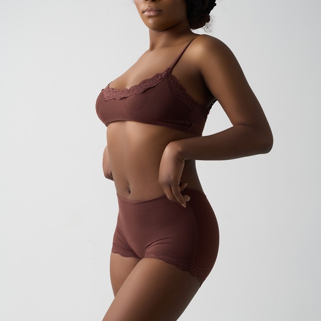 Fits Everybody Lace Lingerie Set