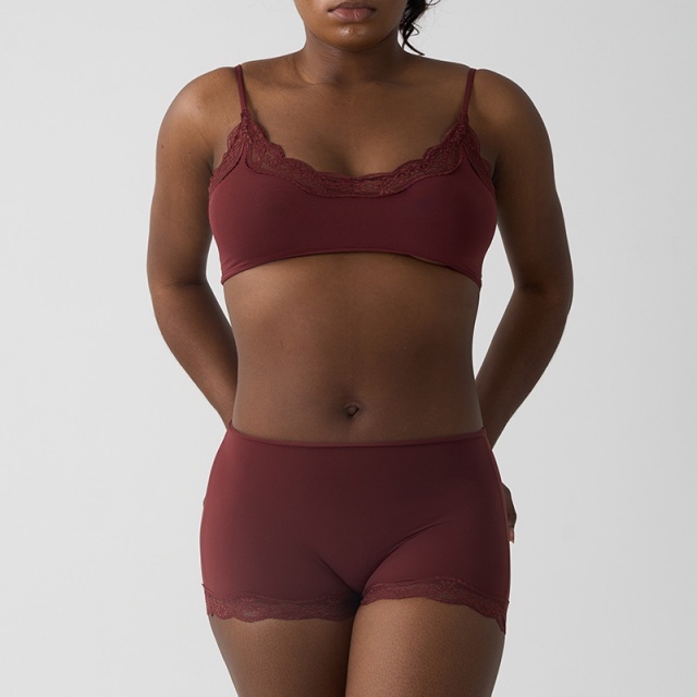 Fits Everybody Lace Lingerie Set