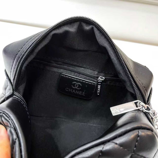 Leather Chained Fashion Crossbody Handbags