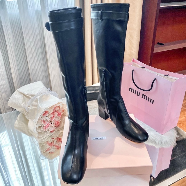 Luxury Fashion Leather Zipper Chunky Long Boots