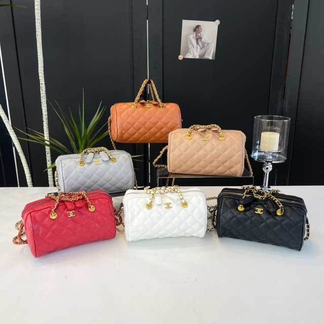 Metal Logo Chained Leather Luxury Messenger Bags