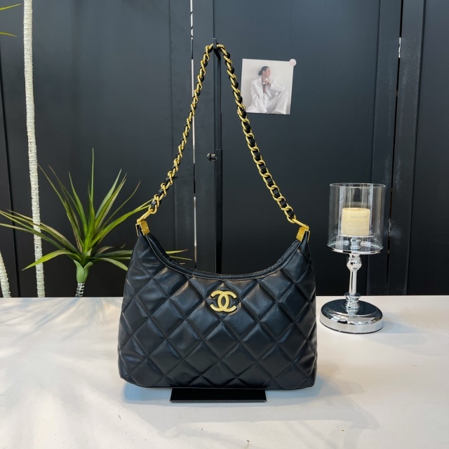 Metal Logo Leather Fashion Women Shoulder Bags
