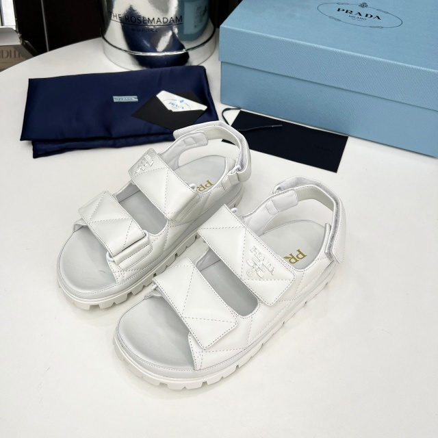 Fashion Design Women Velcro Sandals