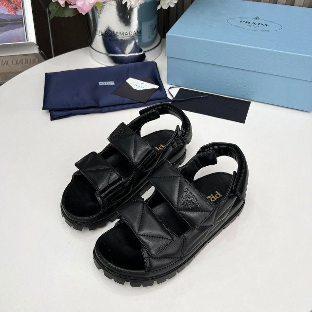 Fashion Design Women Velcro Sandals