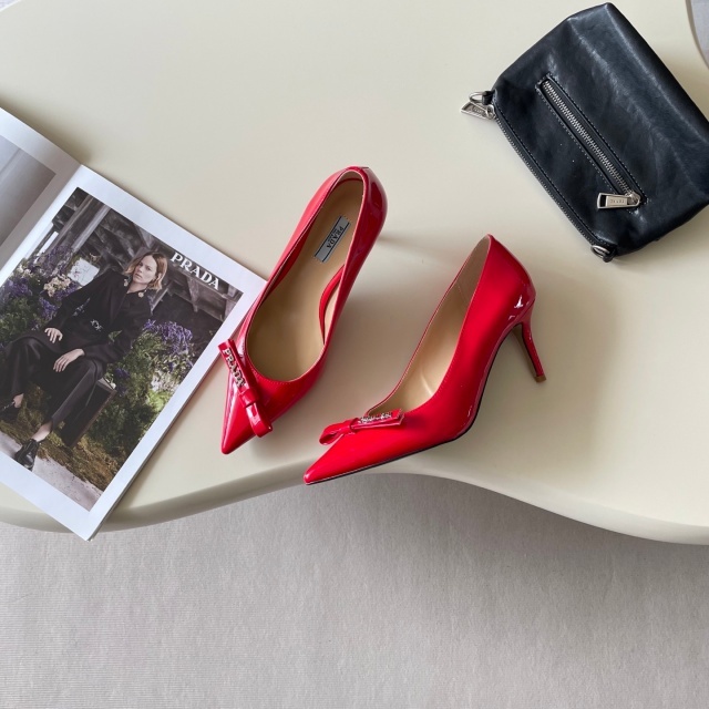 Fashion Leather Pointed Toe Women High Heels