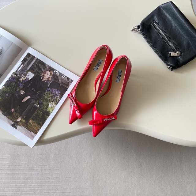 Fashion Leather Pointed Toe Women High Heels