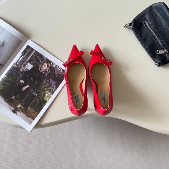 Fashion Leather Pointed Toe Women High Heels