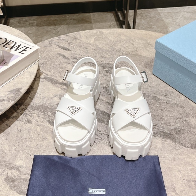 Fashion Logo Thick-Soled Hollow Out Sandals
