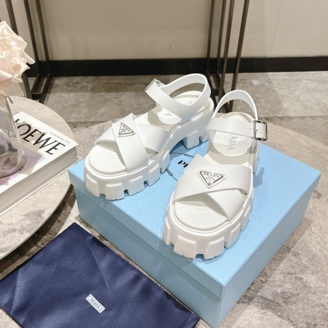 Fashion Logo Thick-Soled Hollow Out Sandals