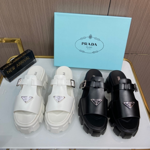 Fashion Logo Thick-Soled Women Sandals