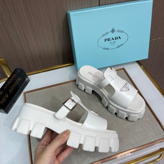 Fashion Logo Thick-Soled Women Sandals