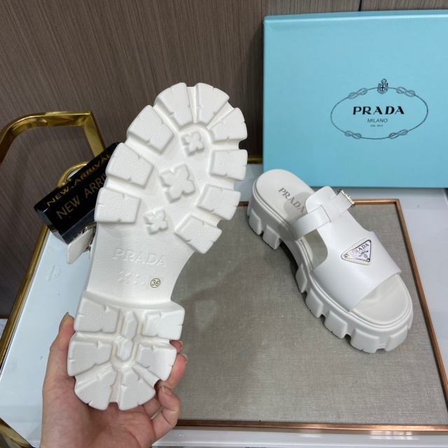 Fashion Logo Thick-Soled Women Sandals