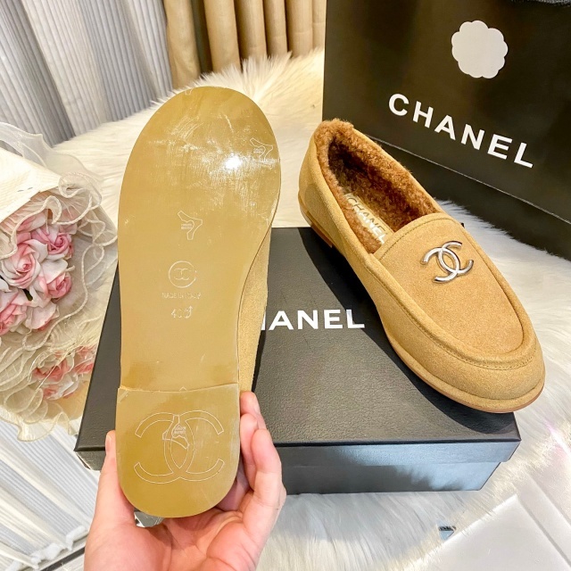 Fashion Metal Logo Winter Furry Loafers Shoes