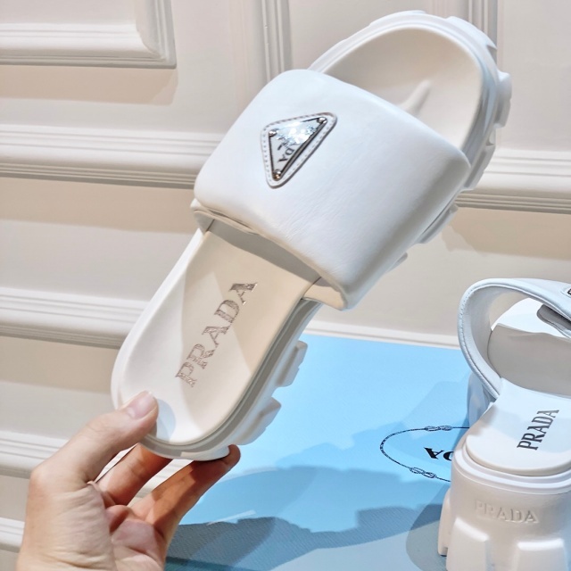 Fashion Thick-Soled Velcro Sandals