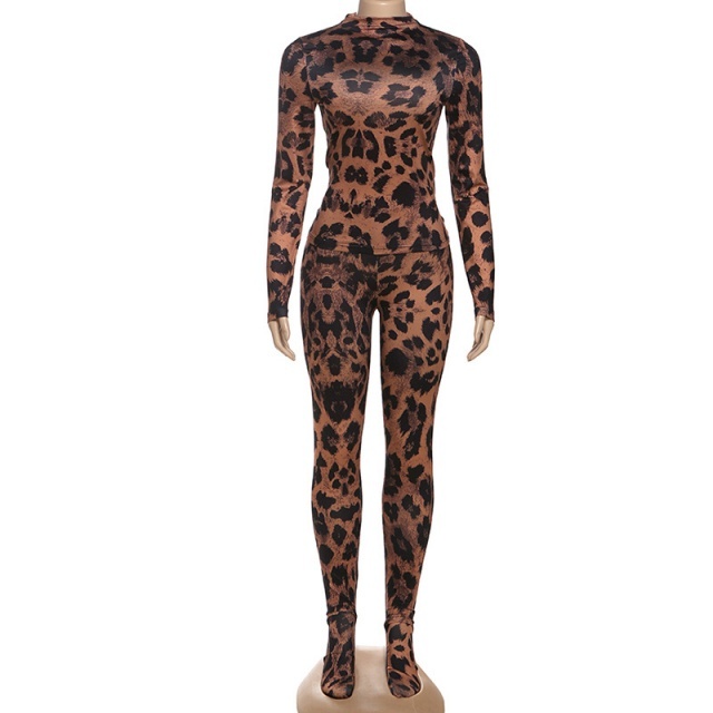 Printed Long-sleeved Top Slim-fit Pants Set