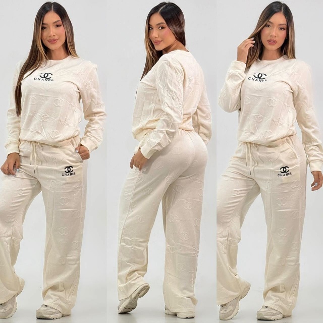 Fashion Embroidery Embossing Women Fall Tracksuit