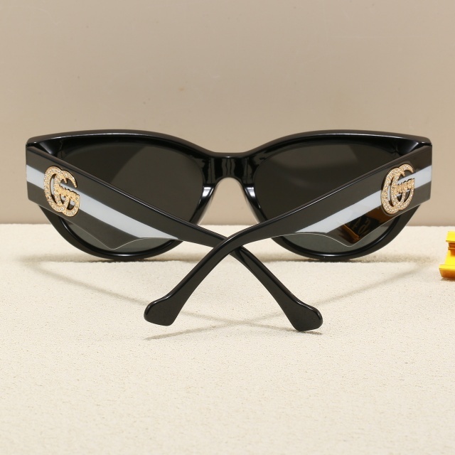 Cat Eye Full Frame Luxury Sunglasses