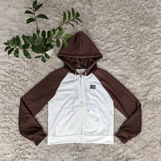 Fashion Embroidery Color Block Zipper Jacket