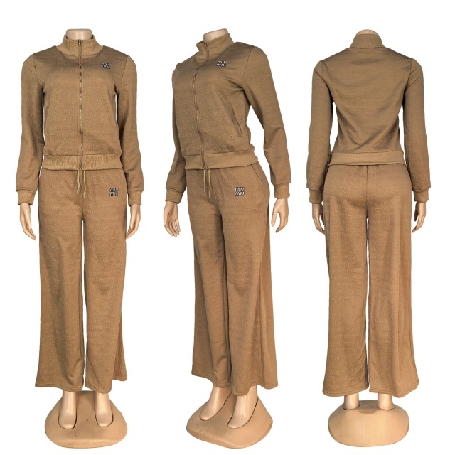 Fashion Embroidery Embossing Zipper Tracksuit Set