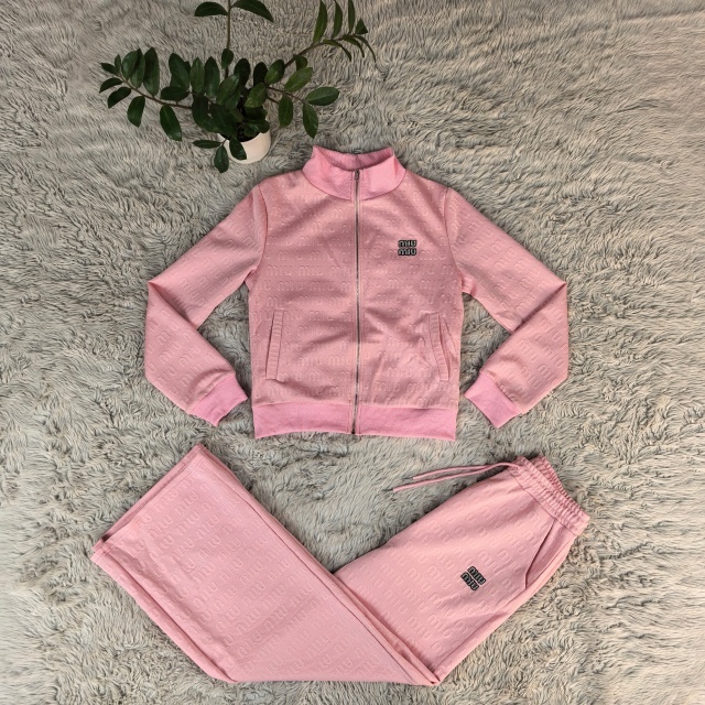 Fashion Embroidery Embossing Zipper Tracksuit Set