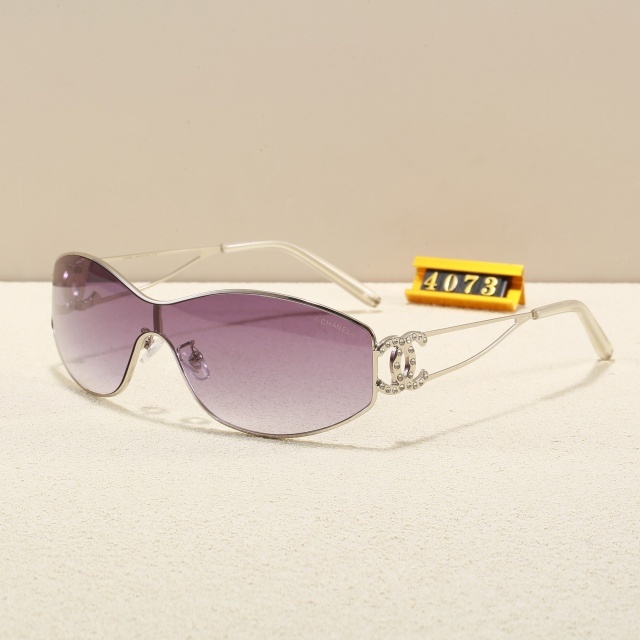 One Piece Hollow Out Luxury Glasses