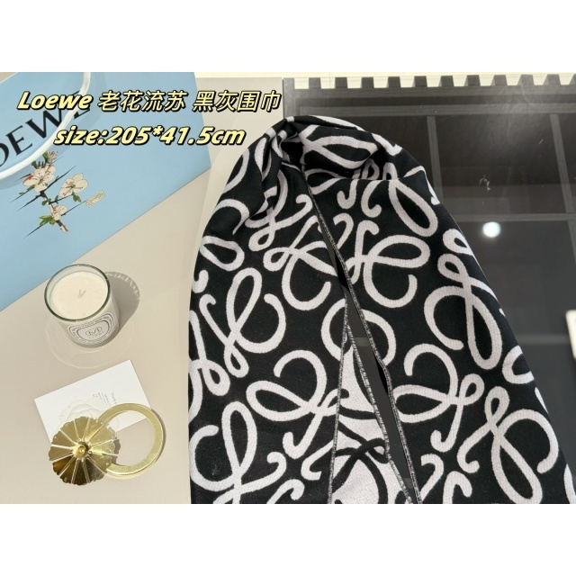 Fashion Logo Printed Wool Scarf