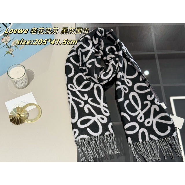 Fashion Logo Printed Wool Scarf