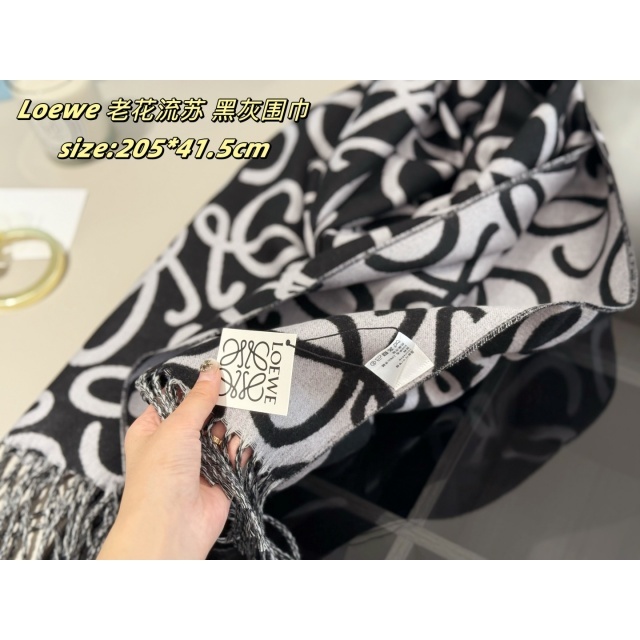 Fashion Logo Printed Wool Scarf