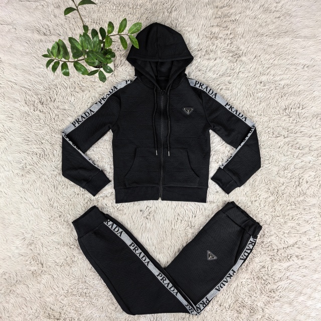 Fashion Jacquard Zipper Hooded Women Tracksuit