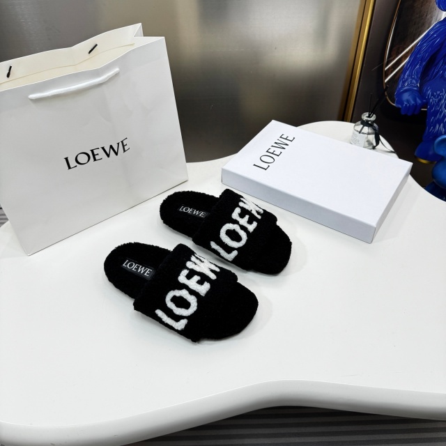Fashion Women Luxury Furry Slippers
