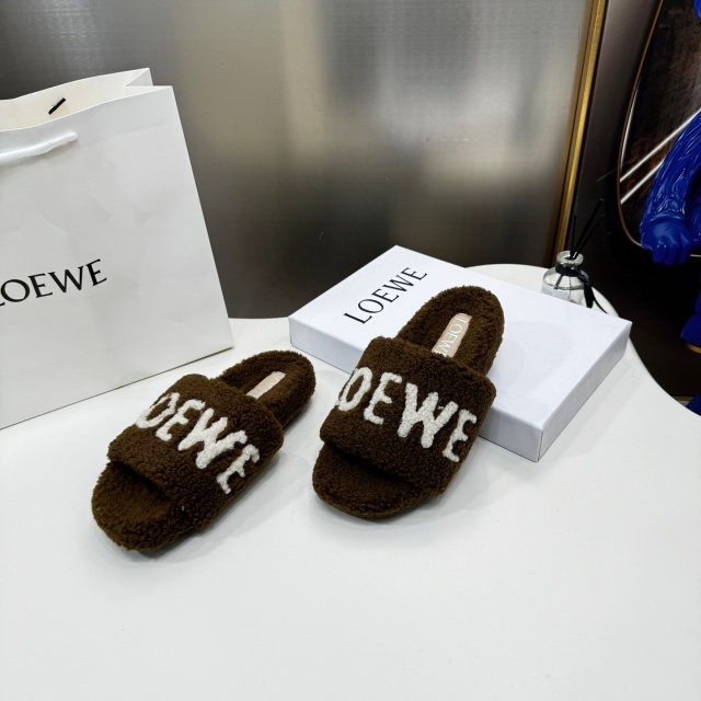 Fashion Women Luxury Furry Slippers