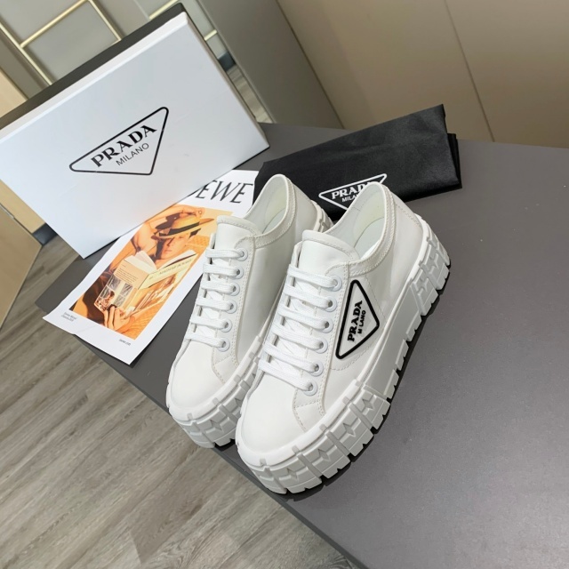 Fashion Thick-Soled Women Casual Sneakers