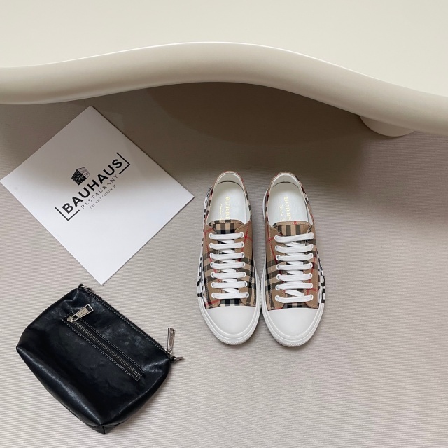 Luxury Fashion Vintage Couple Sneakers