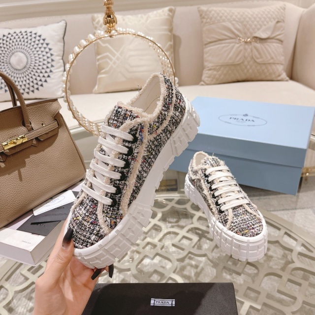 Washed Canvas Women Thick-Soled Sneakers