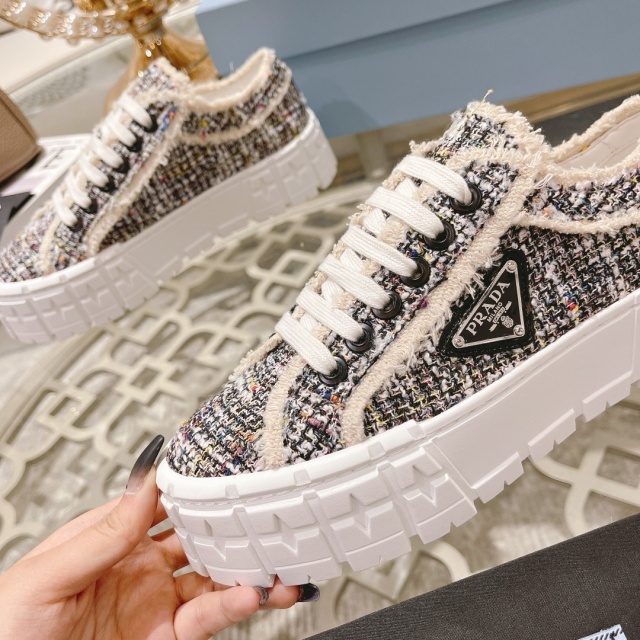 Washed Canvas Women Thick-Soled Sneakers