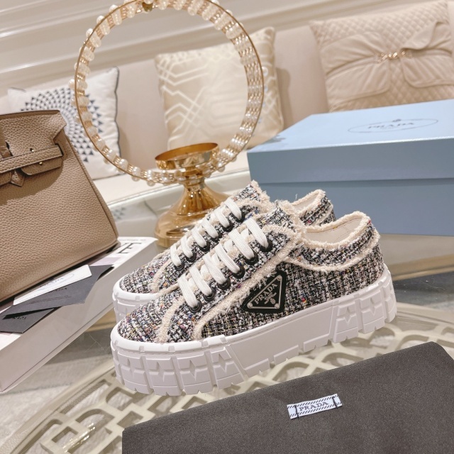 Washed Canvas Women Thick-Soled Sneakers