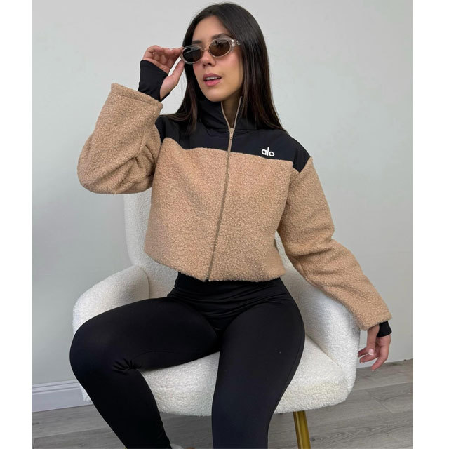 Fashion Embroidery Women Zipper Furry Coat