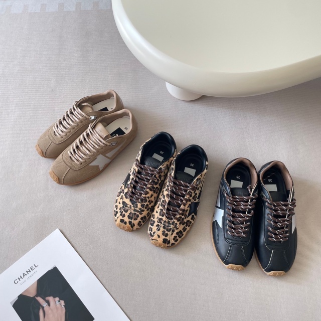 Fashion Lace-Up Vintage Couple Sneakers